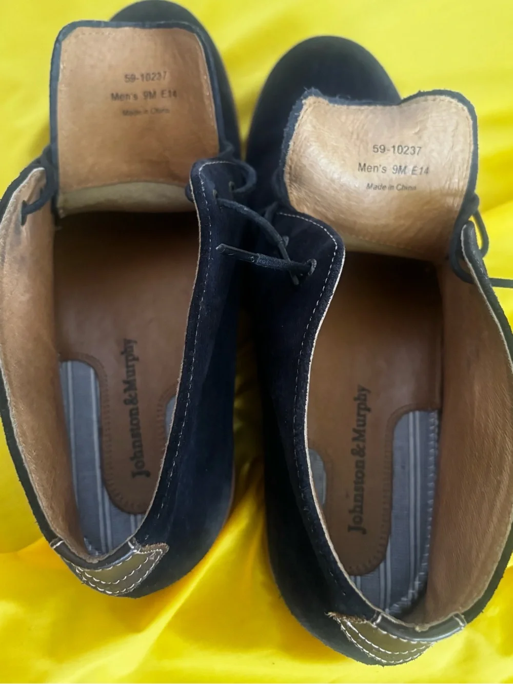 Johnson and Murphy  Men's Navy Suede Chukka Boots - Lace-Up Casual Boot
